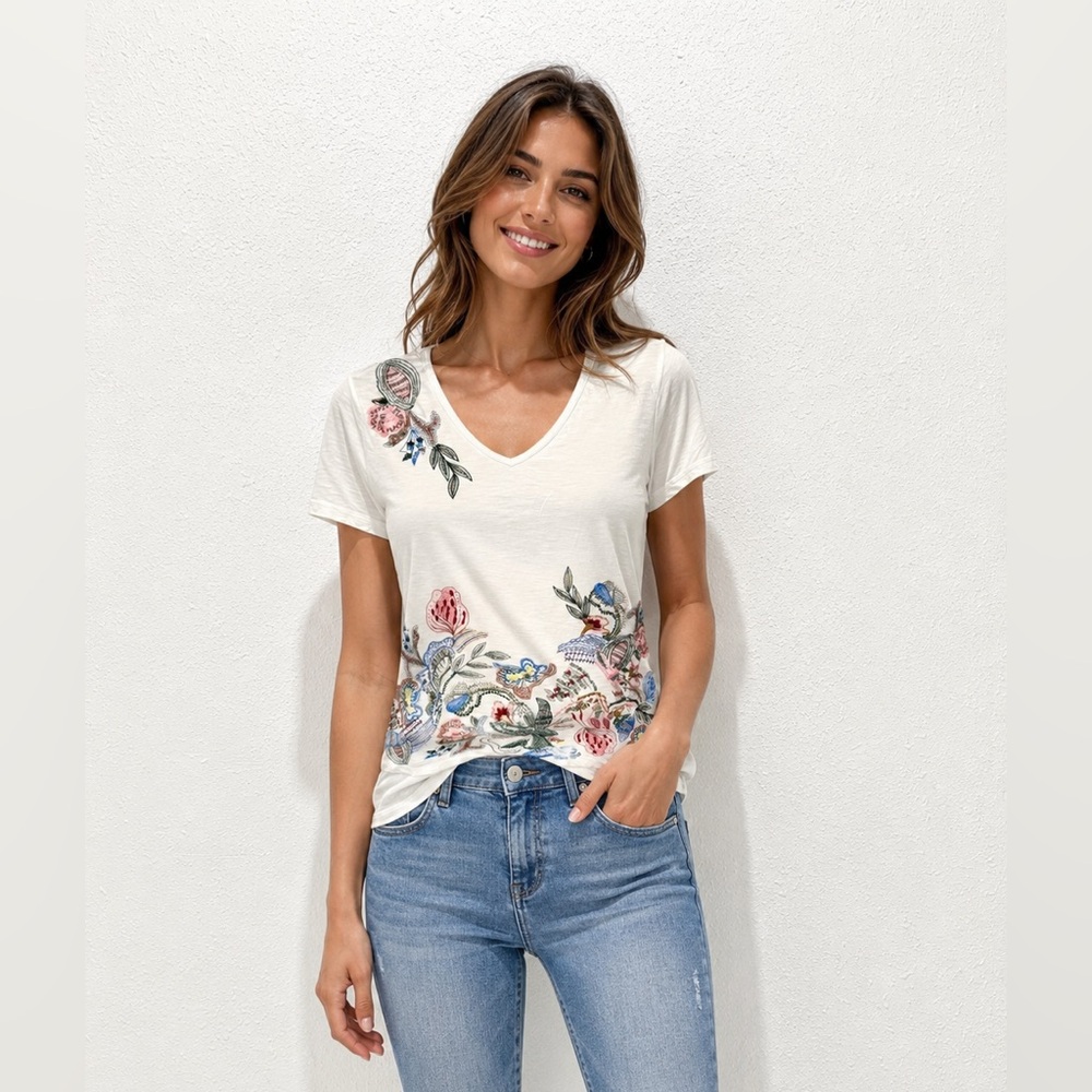 Soft Surroundings Cream V-Neck‎ Floral Border Short Sleeve Tee M